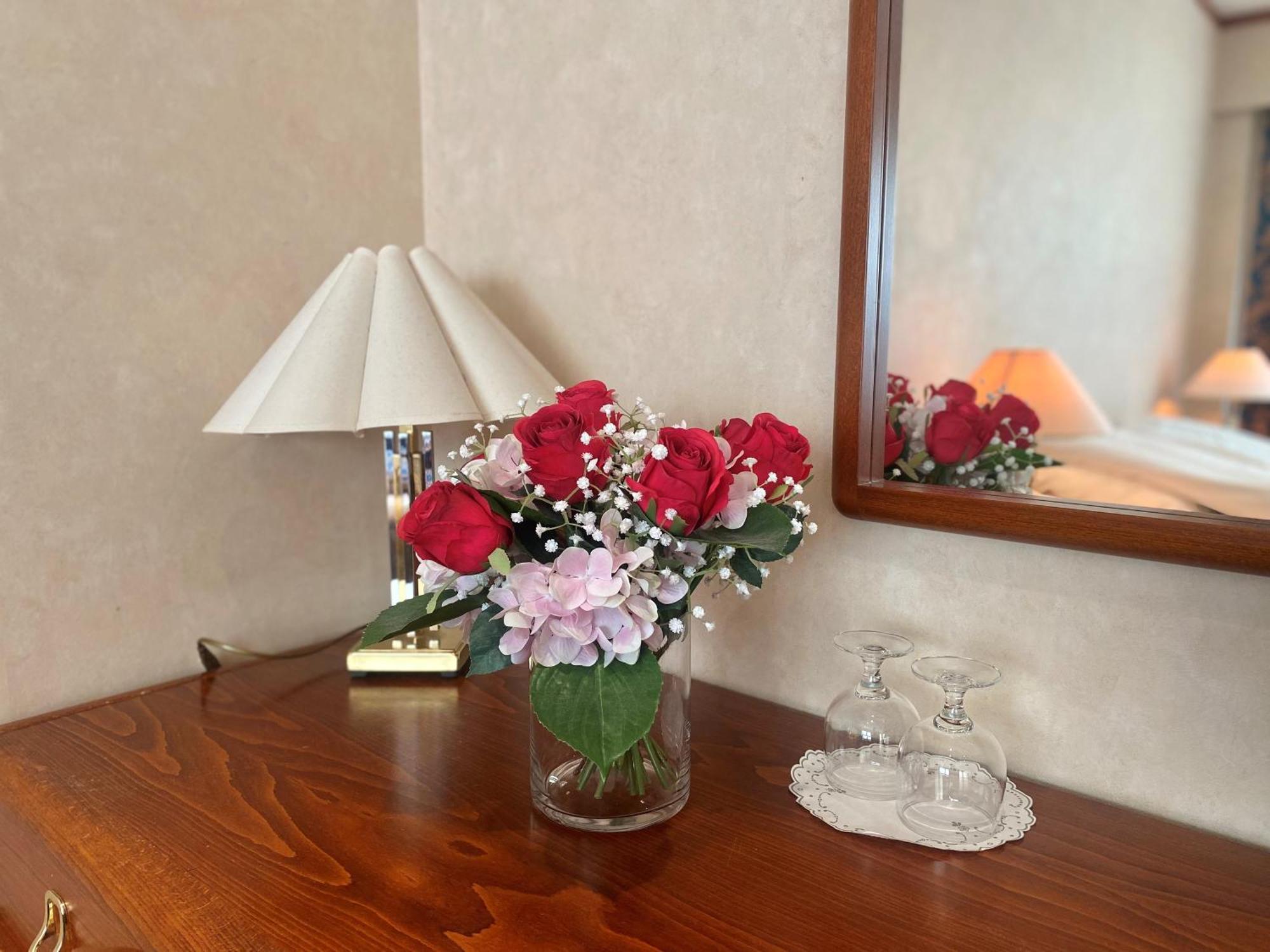Alver Hotel Alversund Экстерьер фото