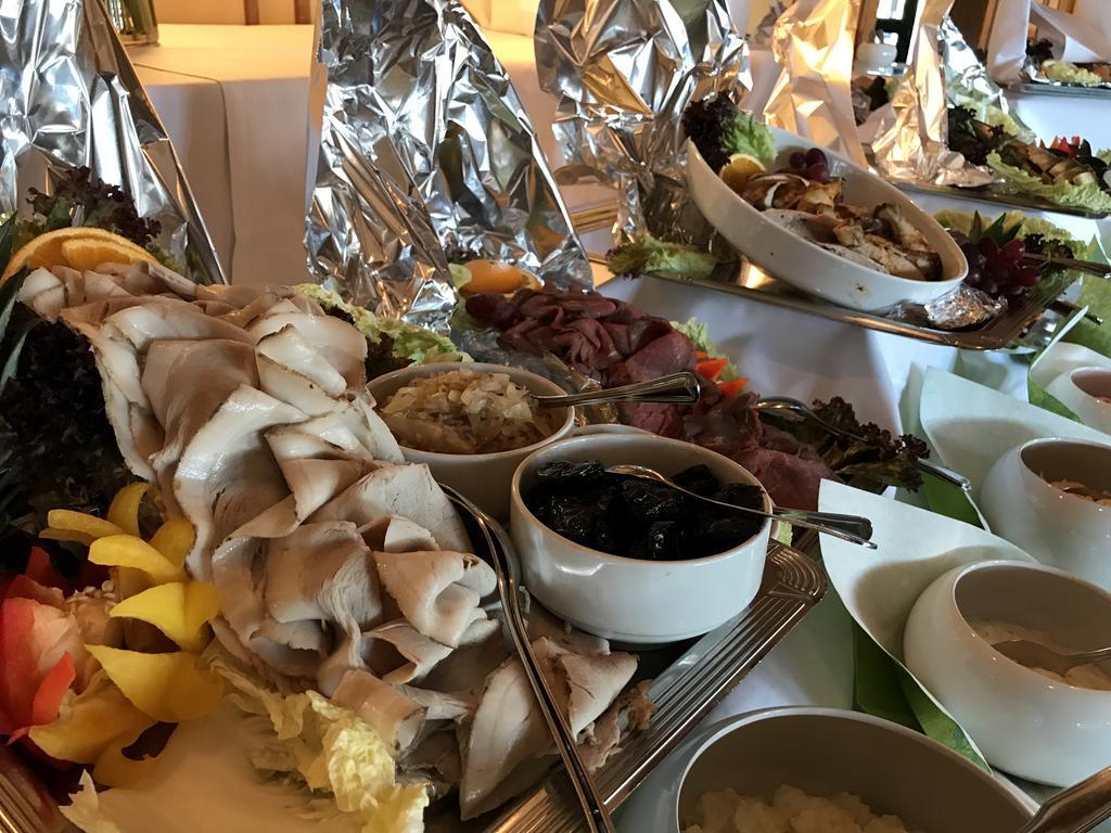 Alver Hotel Alversund Экстерьер фото
